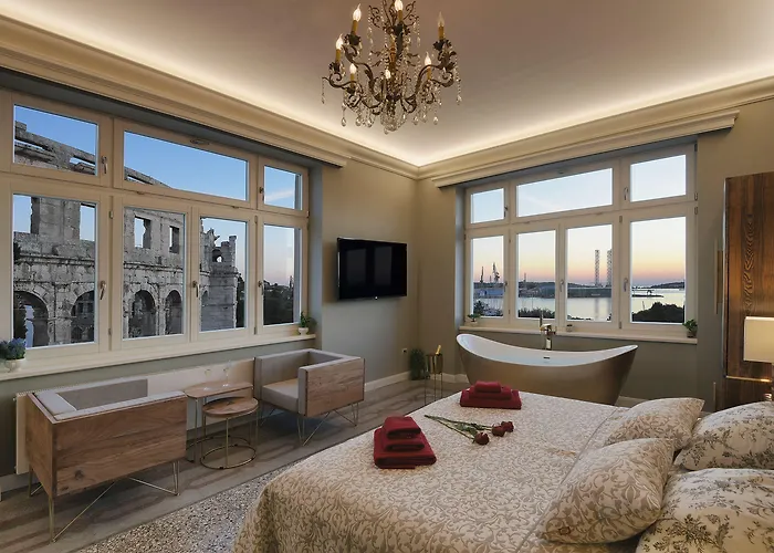 Arena & Seaview Luxurious Διαμέρισμα *