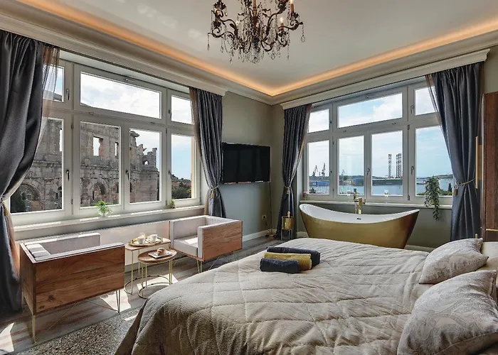 Arena & Seaview Luxurious Apartamento