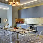 Arena & Seaview Luxurious Apartamento