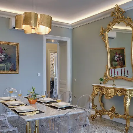 Arena & Seaview Luxurious * Пула