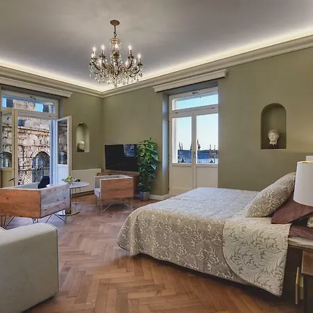 아파트 Arena & Seaview Luxurious