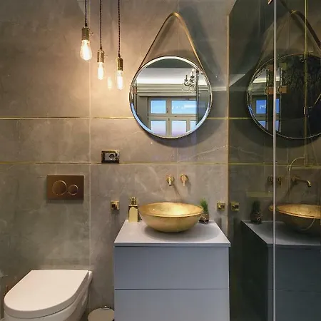 Arena & Seaview Luxurious