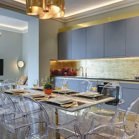 Arena & Seaview Luxurious 아파트